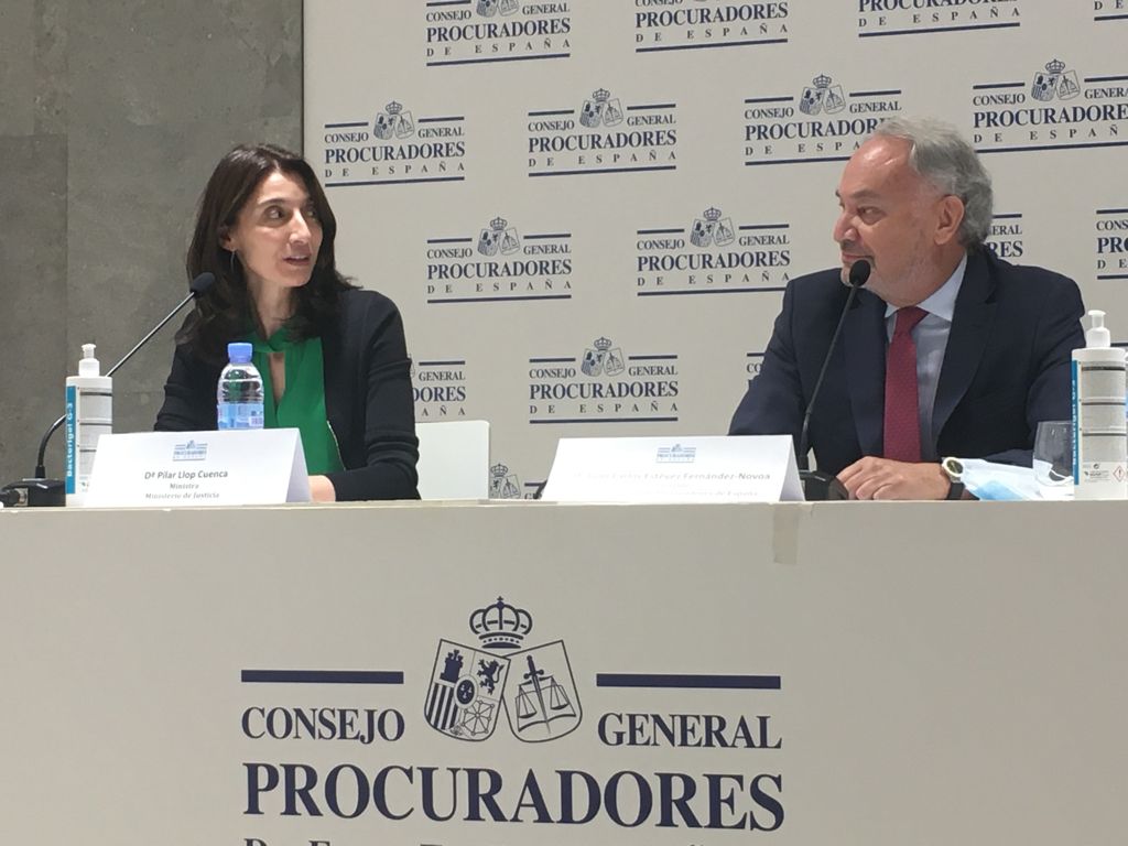 Ministra de Justícia Pilar LLop i President del Consejo de Procuradores , Juan Carlos Estévez